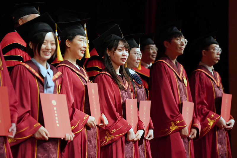 2023年6月26日在中国人民大学拍摄的2023年博士学位授予仪式现场。